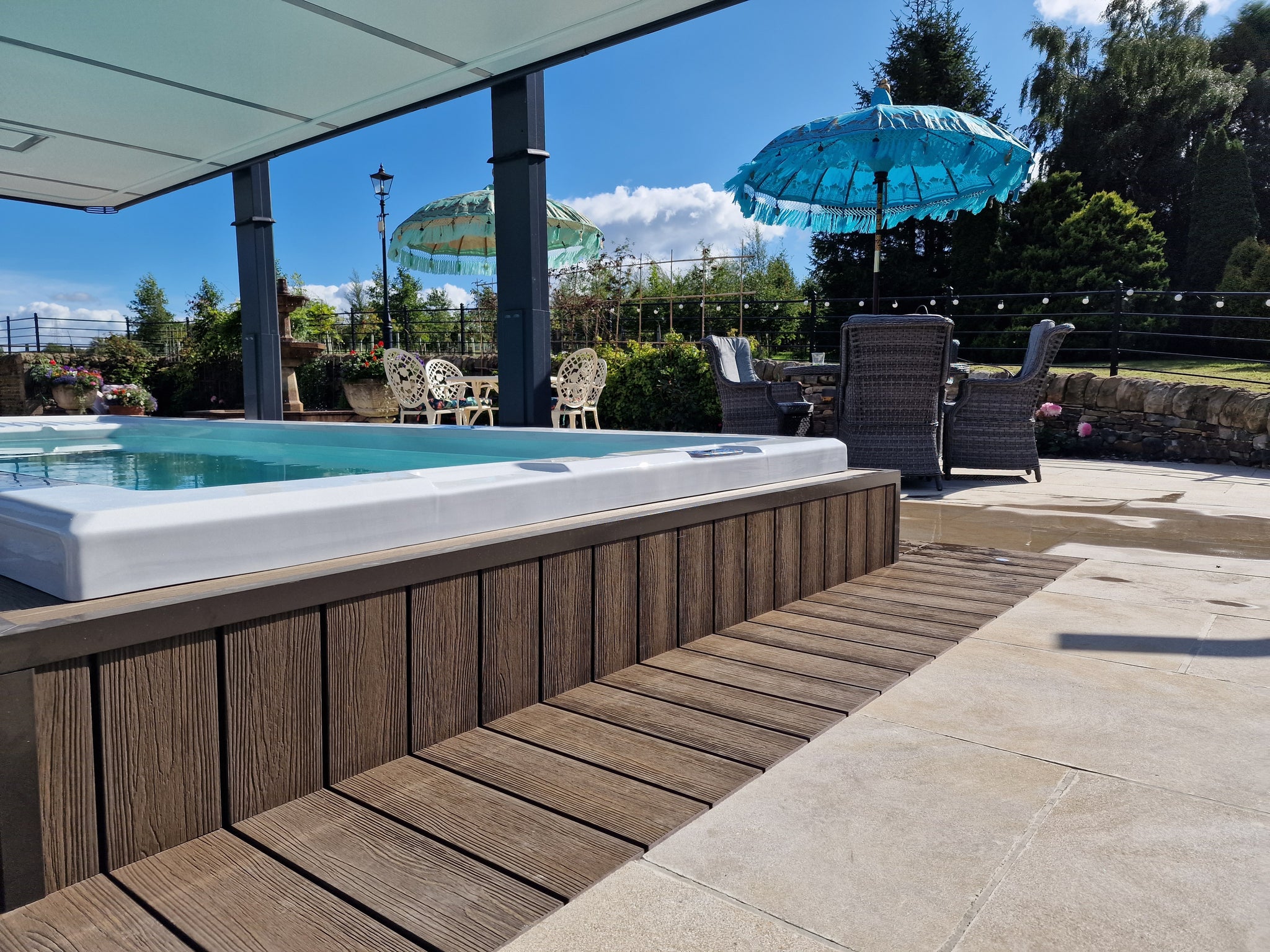 Vintage Oak Wood Effect Composite Decking